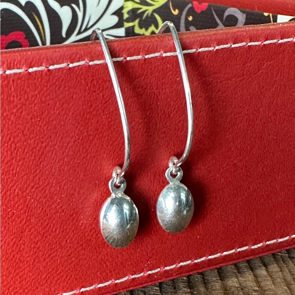 Silpada Designs ✨ .925 Sterling Silver Drop Earrings